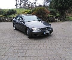 Lexus IS200 - Image 6/6