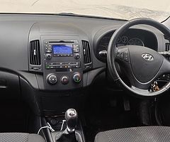 Hyundai i30 - Image 3/9