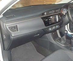 Toyota Corolla 2016 - Image 4/9