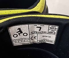 Alpinestars tech7s mx boots - Image 4/7