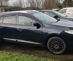 Megane TOURER ,might swap