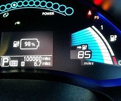 Nissan leaf electric