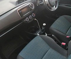 Toyota Yaris 2012 1.33 VVT-i - Image 4/9
