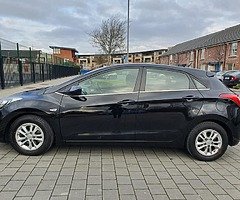 16 HYUNDAI I30 1.6 DIESEL SE B/D 110PS 5DR