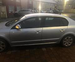 Škoda Superb - Image 4/6