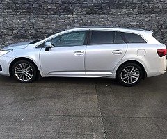 Toyota avensis 1.6 D4D business edition - Image 6/10