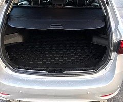 Toyota avensis 1.6 D4D business edition - Image 10/10