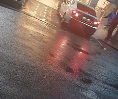 Lexus Is220D - Image 3/4