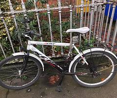 Bike + lock / bicicleta + lock