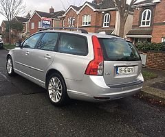 Volvo V50. 1.8 Flexi Fuel. Petrol. Estate. Manual Taxed and Nct. 2020. Leather Heated Memory Seats - Image 4/9