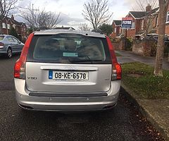 Volvo V50. 1.8 Flexi Fuel. Petrol. Estate. Manual Taxed and Nct. 2020. Leather Heated Memory Seats - Image 5/9