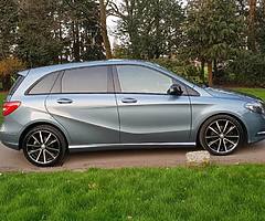 2014 Mercedes-Benz B-Class - Image 5/10