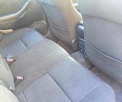 Toyota Avensis 05 - Image 5/7