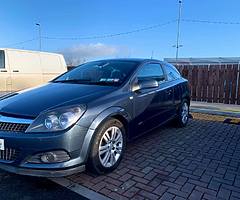 Opel Astra 2009 1.4 - Image 4/10