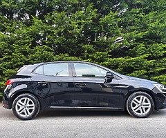 Renault Megane Expression 1.2 TCE 2017 - Image 9/10
