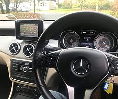 Mercedes CLA 220D - Image 4/10