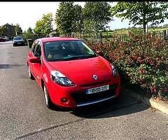 RENAULT CLIO 1.1cc VERY VERY LOW MILES 9000km SEMI-AUTOMATIC