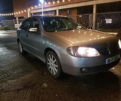 Nissan almera