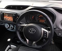 2016 TOYOTA YARIS Hatchback - Image 8/9