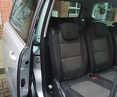 Volkswagen Sharan Automatic 2.0TDI Bluemotion - Image 9/10