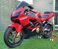Honda Cbr600F4i - Image 6/8