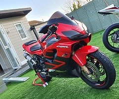 Honda Cbr600F4i - Image 7/8