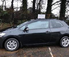 2011 1.4 Toyota Auris Van