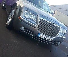 FOR SALE CHRYSLER LE300C 3.0L 4DR Automatic year 2007 car or maybe SWAP + money in my Pm Me! - Image 5/7