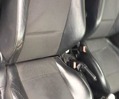 2004 Ford Focus - Image 4/8
