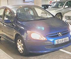 Peugeot 307 Aoutmatic 1.4 Petrol Quick Sale