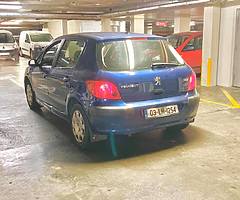 Peugeot 307 Aoutmatic 1.4 Petrol Quick Sale