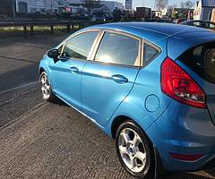 Ford fiesta - Image 5/10