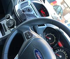 Ford fiesta - Image 9/10