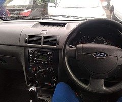 2006 Ford Transit Connect No Tax or Doe - Image 4/5