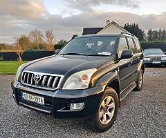 Toyota Land Cruiser crew cab or passenger