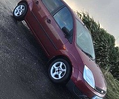 **Ford Fiesta** - Image 1/9