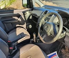 LPD CAR SALES AND COMMERCIAL VEHICLES - Image 9/10