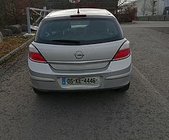 Hi I'm selling my 2005 Opel Astra 1.4 petrol NCT expires 03/2020 2 keys 181,000 KMS = 112,000 MILES  - Image 5/6