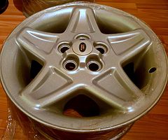 R18 Land Rover Mondials Refurbished