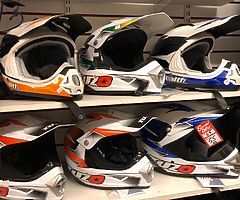 Last minute shopping at kickstart motorcycles - Image 4/10