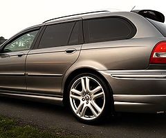 ***FOR SALE, FULL MOT***

A STUNNING MOTOR WITH FULL MOT!, 2 OWNERS, VERY CLEAN & TIDY!!!
2007 J - Image 5/10