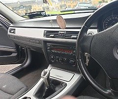 BMW 318i - Image 3/5