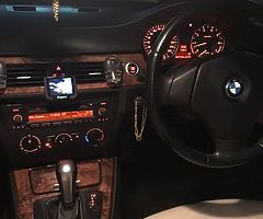 BMW 320i - Image 10/10