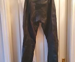 Leather trousers ladies - Image 1/3