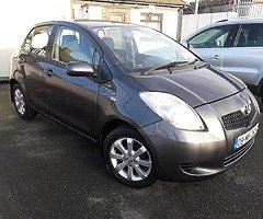 09 Toyota yaris 1.4diesel,AUTOMATIC - Image 4/9