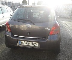 09 Toyota yaris 1.4diesel,AUTOMATIC - Image 5/9