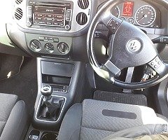 08 VW Tiguan Diesel 4x4 - Image 4/6