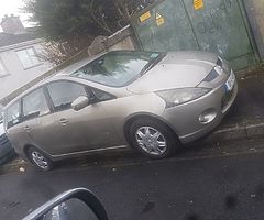 Mitsubishi Grandis