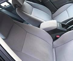 Saab 95 driving 100% fast car 1.8 turbo petrol - Image 4/9