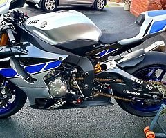 2016 r1 race bike